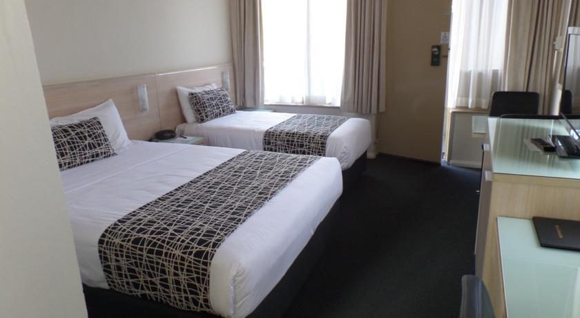 Ashfield Philip Lodge Motel ซิดนีย์ ภายนอก รูปภาพ
