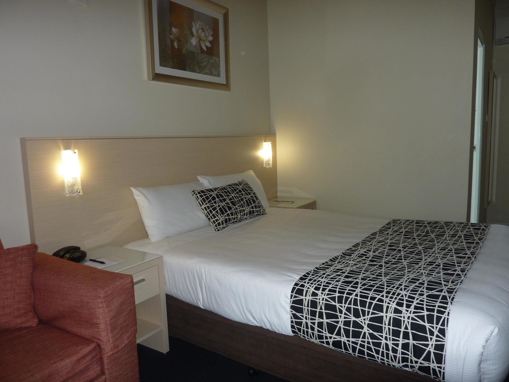 Ashfield Philip Lodge Motel ซิดนีย์ ภายนอก รูปภาพ